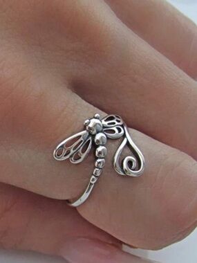 Silver Dragonfly Ring A1802